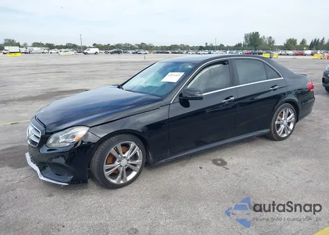 2014 Mercedes-Benz E 350 z USA, uszkodzony, nr VIN WDDHF5KB2EA809374